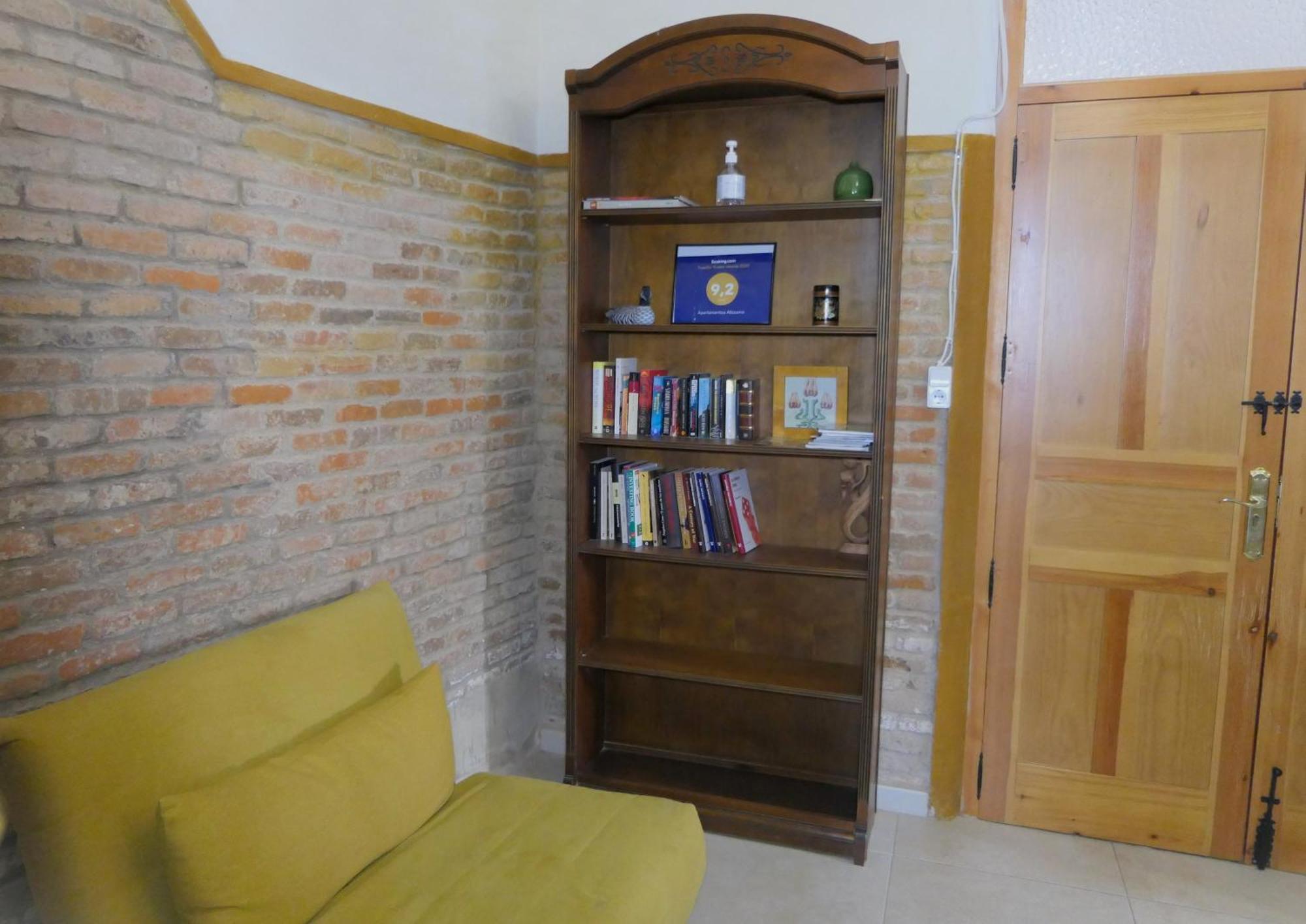 Apartamentos Altozano Trujillo Exteriör bild