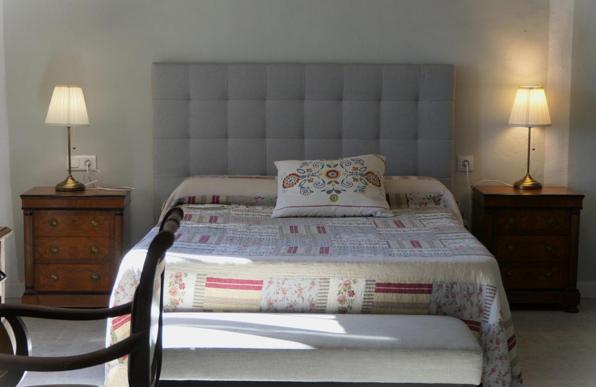 Apartamentos Altozano Trujillo Exteriör bild
