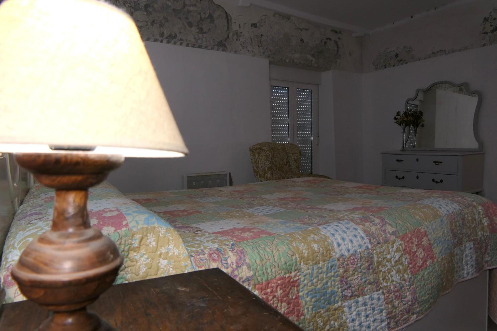 Apartamentos Altozano Trujillo Exteriör bild