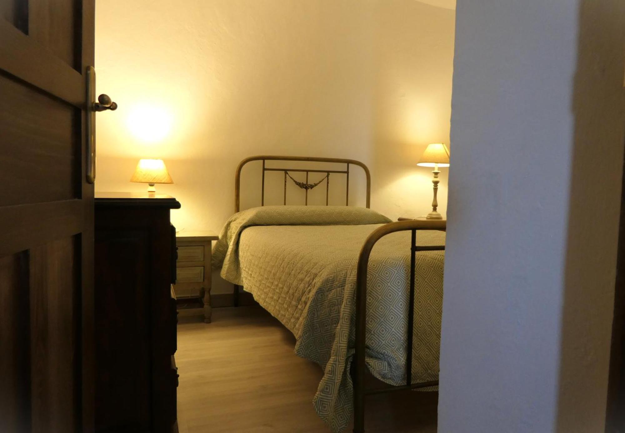 Apartamentos Altozano Trujillo Exteriör bild